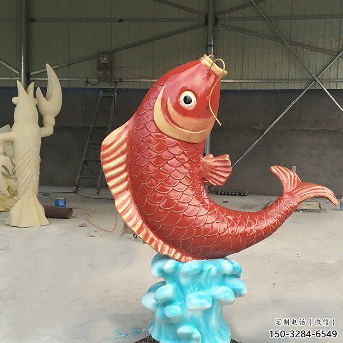玻璃钢公园鲤鱼雕塑 酒店门口雕塑 彩绘摆件 玻璃钢公园鲤鱼雕塑 酒店门口雕塑 彩绘摆件