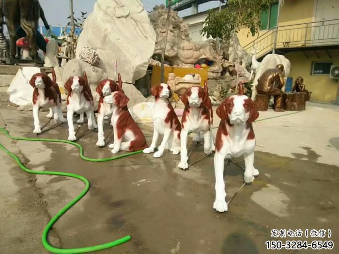 玻璃钢庭院小狗雕塑 城市古铜色雕塑 动物小品 玻璃钢庭院小狗雕塑 城市古铜色雕塑 动物小品
