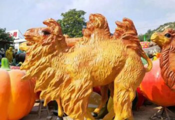 仿真玻璃钢骆驼雕塑厂家 店门口园林雕塑 卡通小品