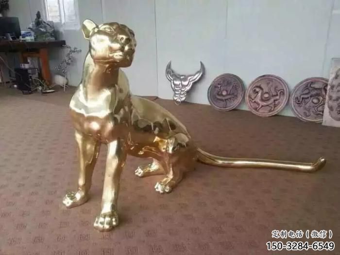 古铜色豹子铜雕塑厂家 大型城市雕塑 商业街摆件 古铜色豹子铜雕塑厂家 大型城市雕塑 商业街摆件