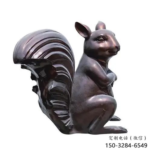 铜松鼠雕塑厂家，动物景观摆件，仿古元素设计 (8)