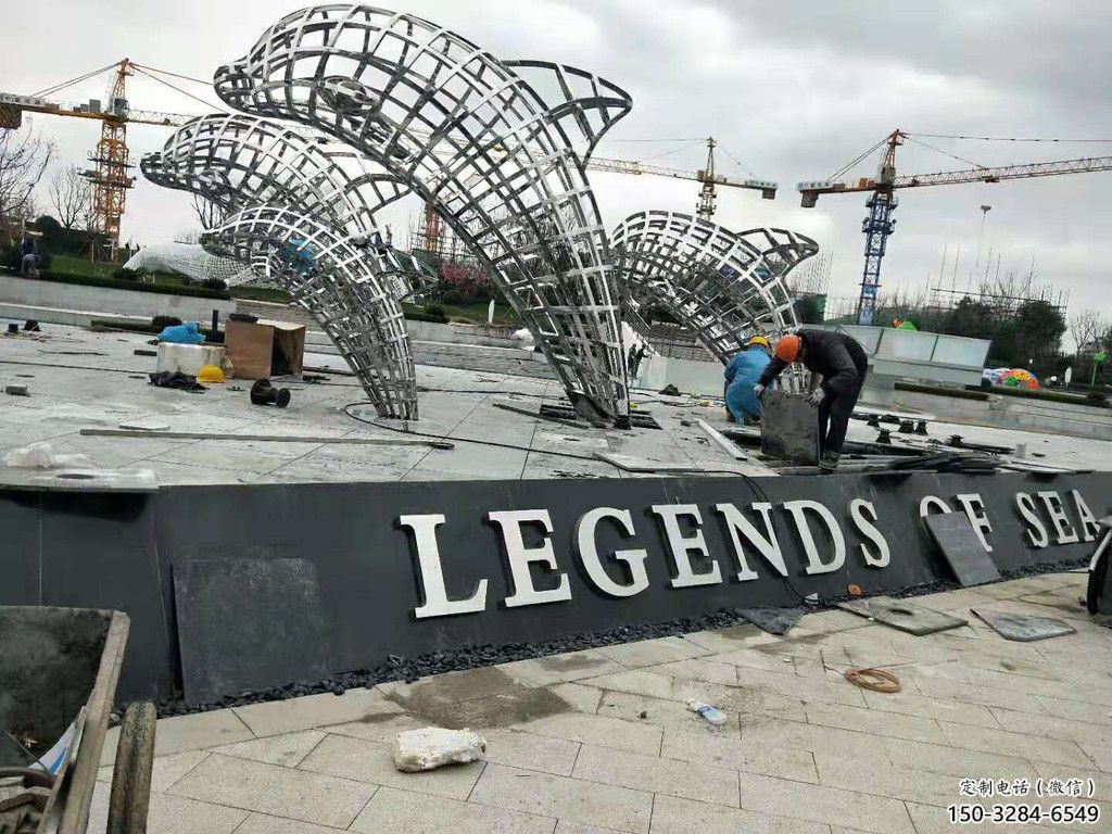 镂空鲸鱼雕塑，不锈钢鲸鱼雕塑，公园景观小品 (1)