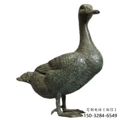 鸭子雕塑厂家，仿真动物， 公园广场街头摆件 (10)