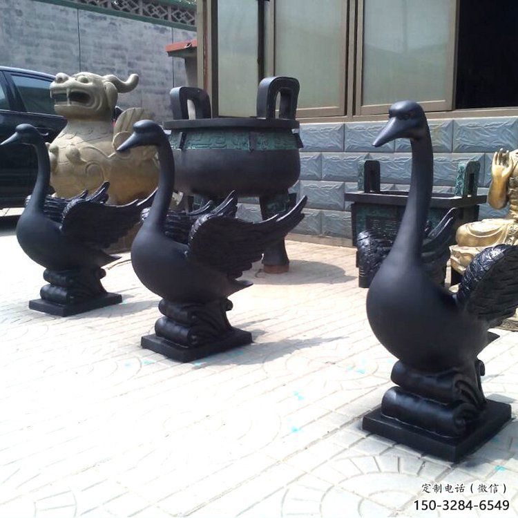 鸭子雕塑厂家，仿真动物， 公园广场街头摆件 (16)