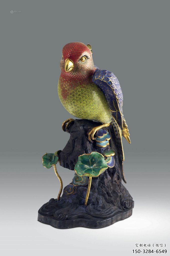 静态鹦鹉雕塑厂家，美陈动物小品，仿真鹦鹉雕塑制作