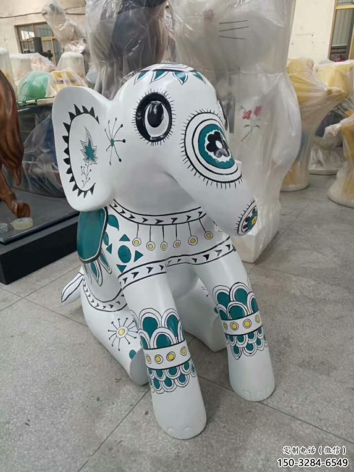 酒店小象雕塑，水景系列，仿真工艺