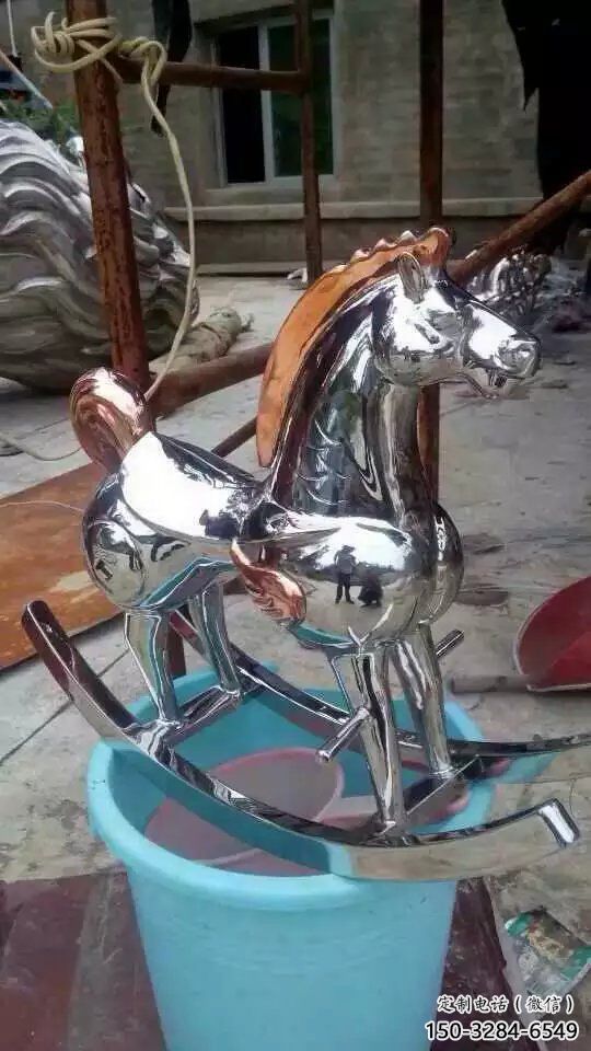 街道战马雕塑，动物小品，镜面工艺