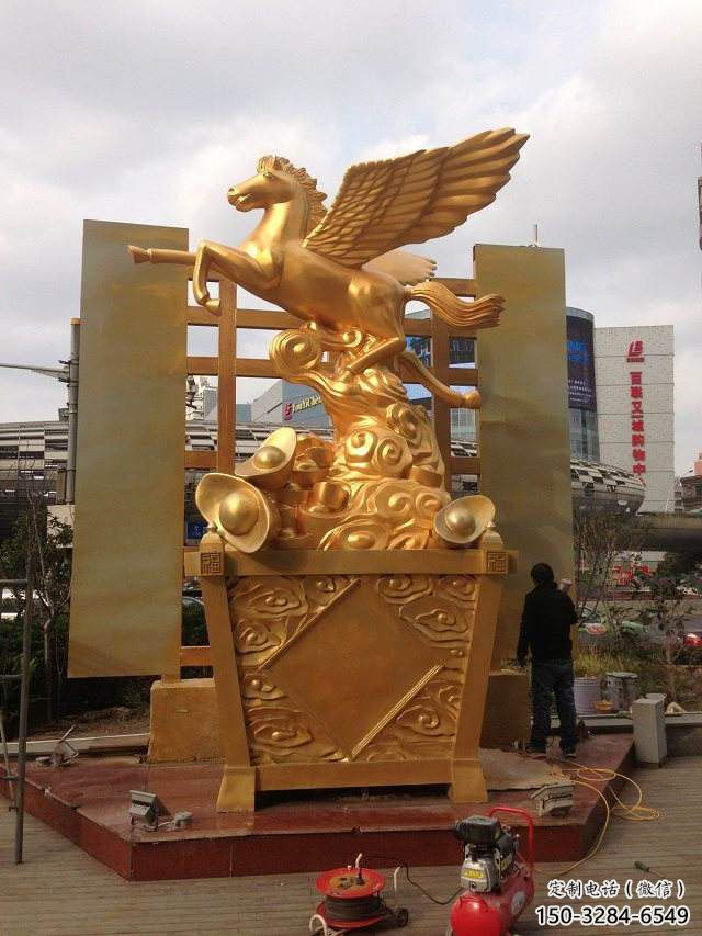 庭院战马雕塑，现代小品，彩绘工艺