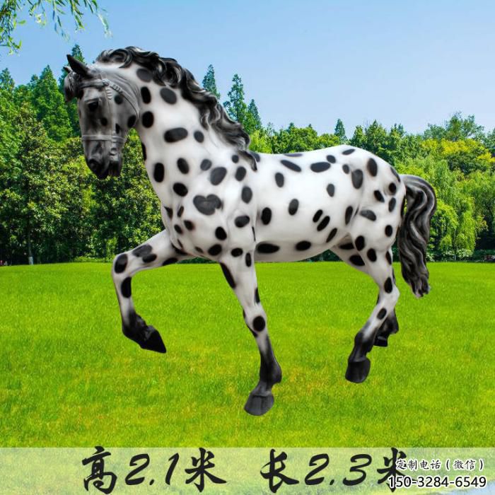 酒店小马雕塑，仿真主题，烤漆工艺