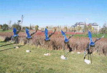 广场白鹤雕塑 公园仿真雕塑 抽象摆件
