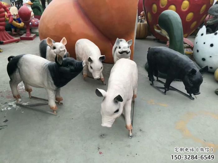 房地产野猪雕塑，仿古动漫雕塑，喷砂制造