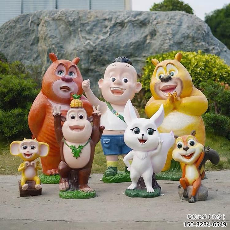 城市维尼熊雕塑，网格体育雕塑，古铜效果