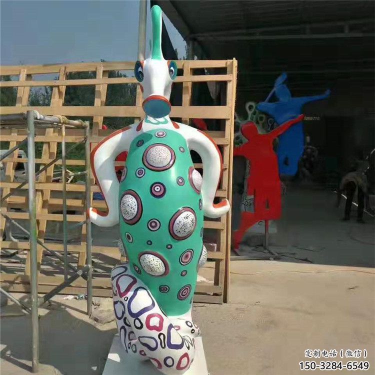 售楼部河马雕塑，喷砂发光雕塑，彩绘题材