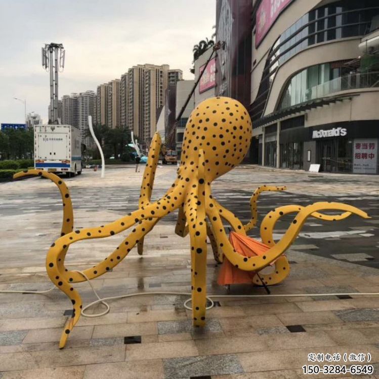 饭店乌贼雕塑，镀金欧式雕塑，镀金工艺