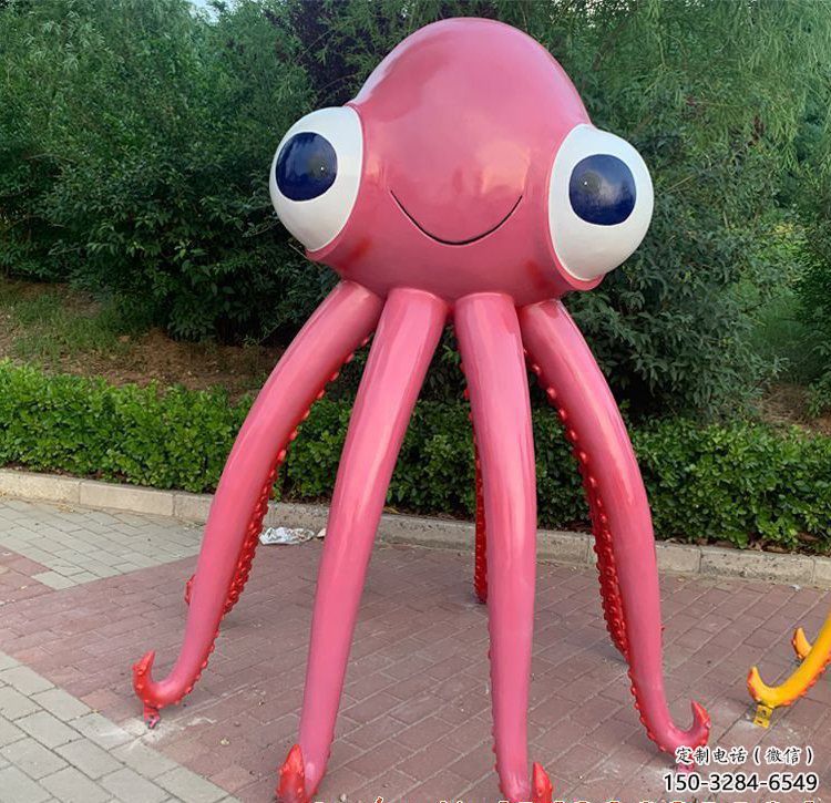 售楼部乌贼雕塑，喷砂发光雕塑，彩绘题材