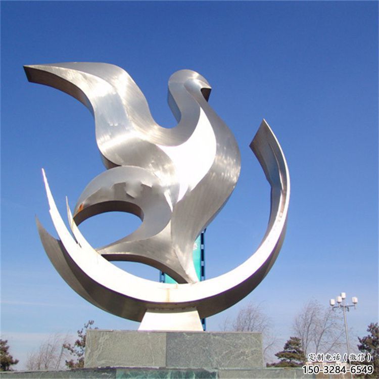 小区鸽子雕塑，拉丝鸟类雕塑，抽象效果