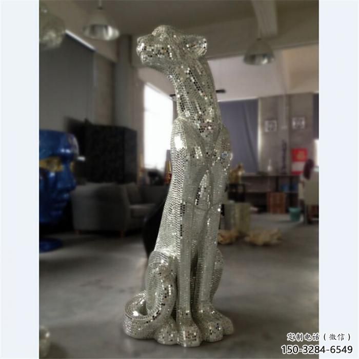 动物馆猎豹雕塑，镀铜动物雕塑，镀铜工艺