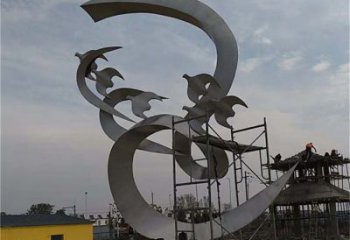 广场鸽子雕塑，卡通水景雕塑，抽象效果
