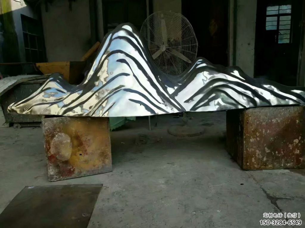 小区假山雕塑，拉丝景观雕塑，抽象效果