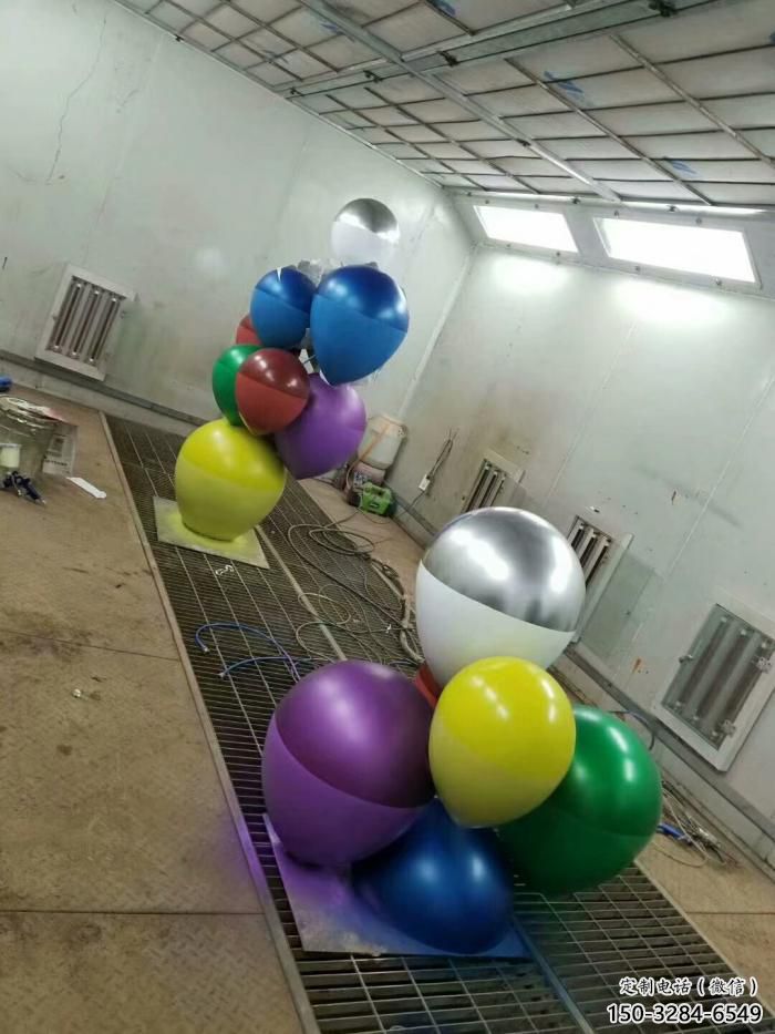 小区气球雕塑，拉丝景观雕塑，抽象效果