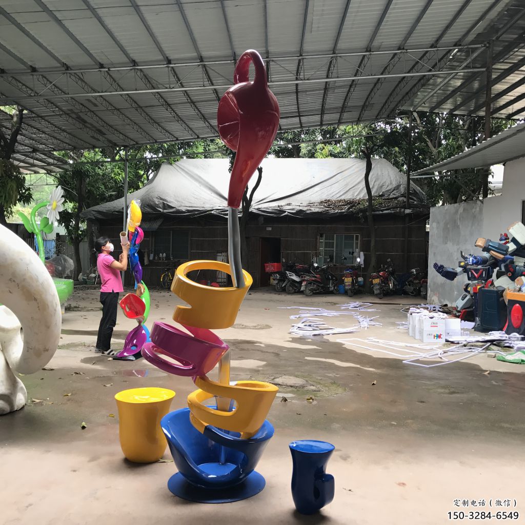 户外茶壶雕塑，镀金欧式雕塑，镀金工艺