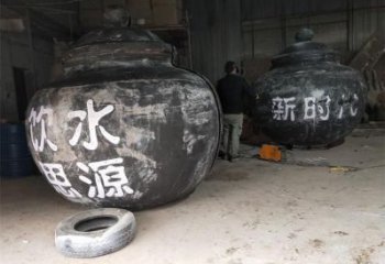 农村茶壶雕塑，烤漆景观雕塑，抽象效果