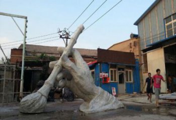 农村毛笔雕塑，镂空景观雕塑，抽象效果