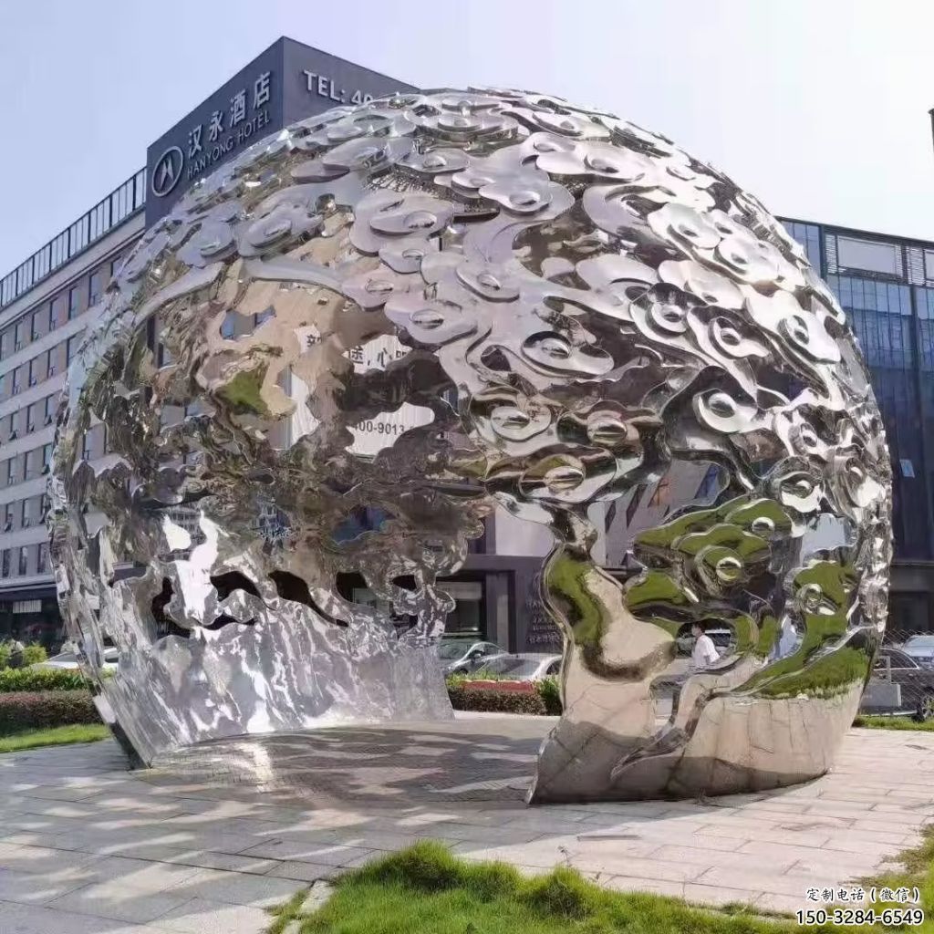 户外云朵雕塑，镀金欧式雕塑，锻造工艺