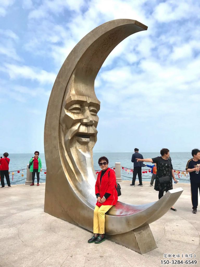 酒店月亮雕塑，镀金欧式雕塑，仿古摆件