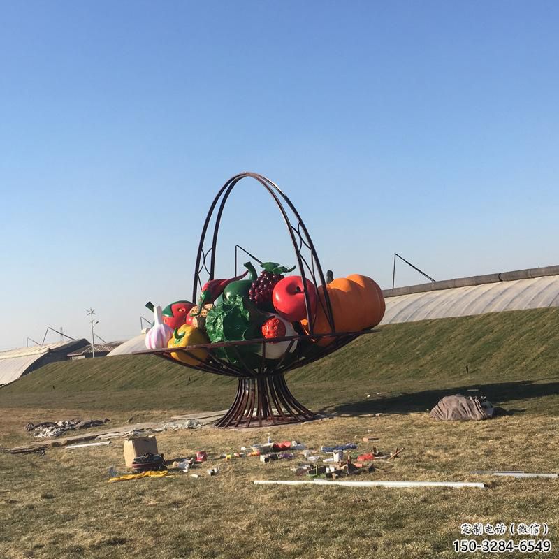 农村花篮雕塑，烤漆景观雕塑，抽象效果