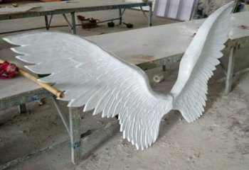 公园翅膀雕塑，喷砂发光雕塑，锻造工艺