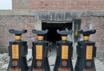 步行街酒瓶雕塑，锻造景观雕塑，烤漆方式