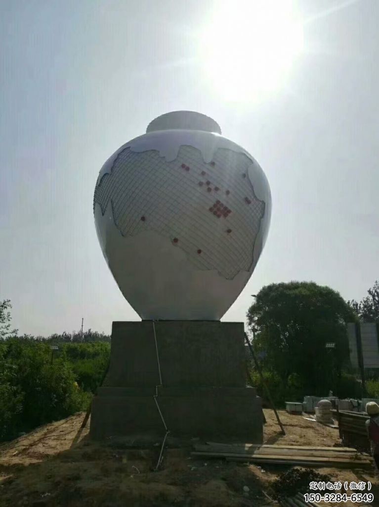 广场瓶子雕塑 抽象景观小品 烤漆雕塑 广场瓶子雕塑 抽象景观小品 烤漆雕塑