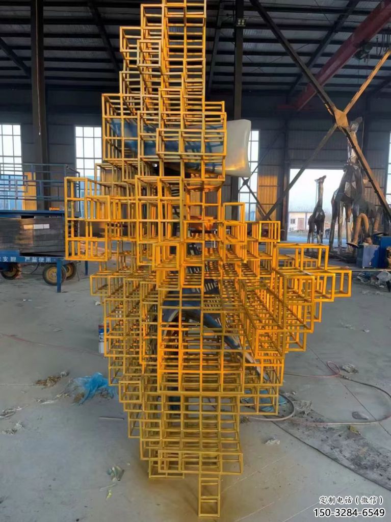 街头积木雕塑 大型别墅区摆件 钢管雕塑 街头积木雕塑 大型别墅区摆件 钢管雕塑