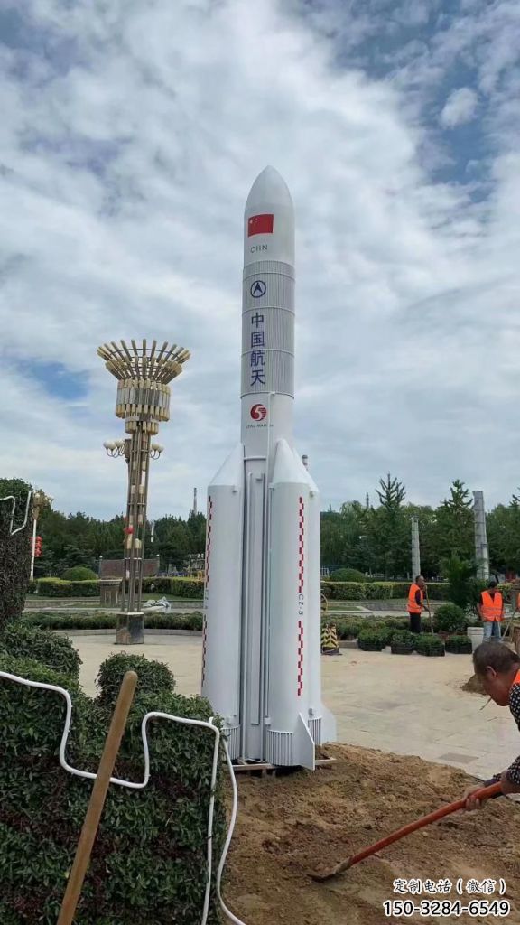 大型火箭雕塑 欧式步行街摆件 彩绘雕塑