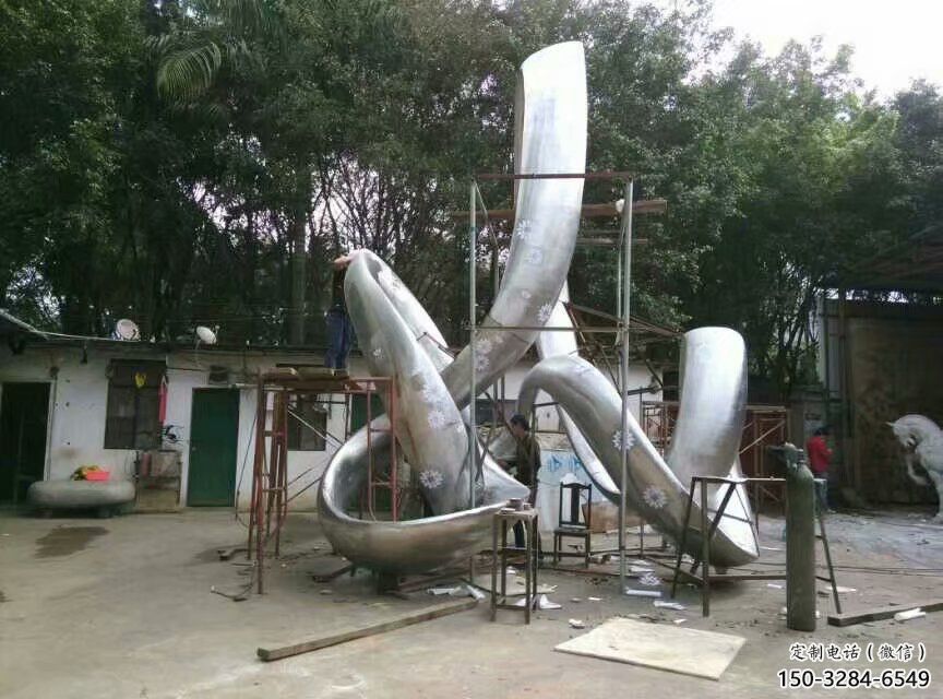 街道飘带雕塑 现代景观摆件 彩绘雕塑