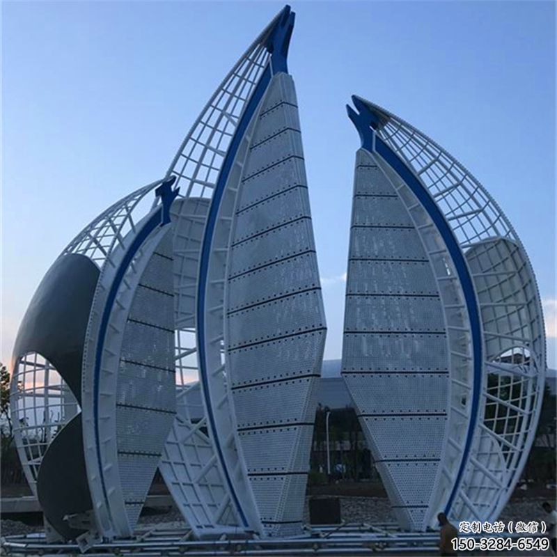 灯光船艇雕塑 悬空餐饮店小品 商业街雕塑 灯光船艇雕塑 悬空餐饮店小品 商业街雕塑