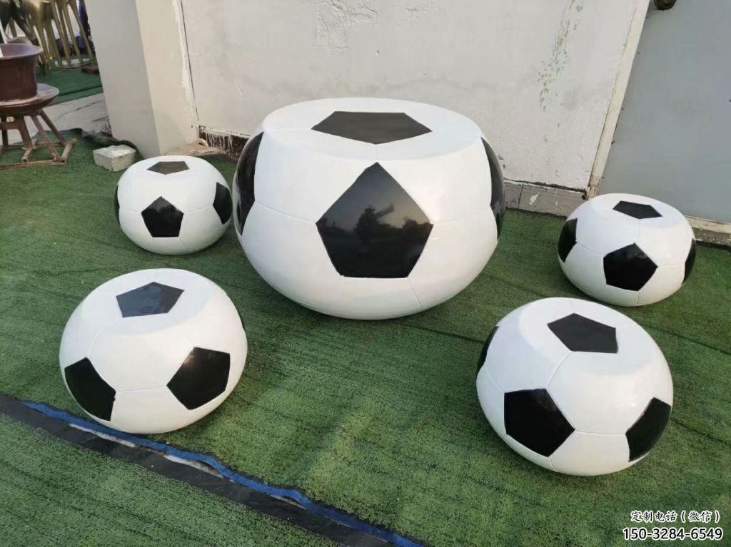 草地凳子雕塑 现代校园小品 大型雕塑 草地凳子雕塑 现代校园小品 大型雕塑
