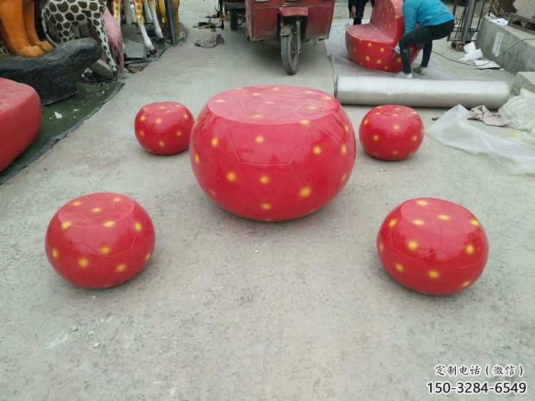 广场凳子雕塑 抽象景观小品 烤漆雕塑 广场凳子雕塑 抽象景观小品 烤漆雕塑