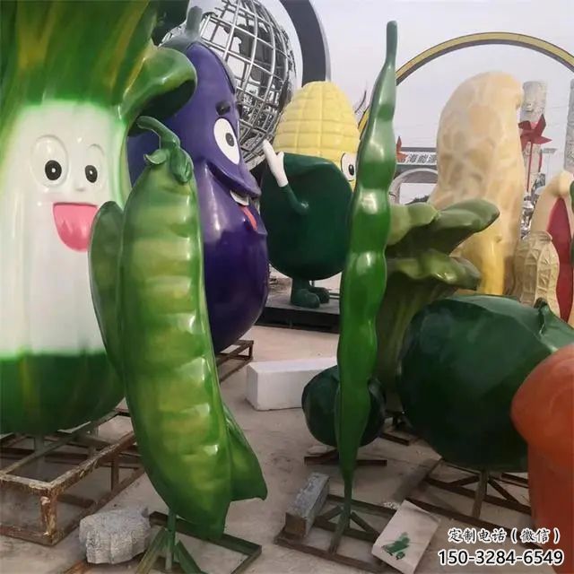 抽象豆角雕塑 店门口彩绘雕塑 步行街摆件 抽象豆角雕塑 店门口彩绘雕塑 步行街摆件
