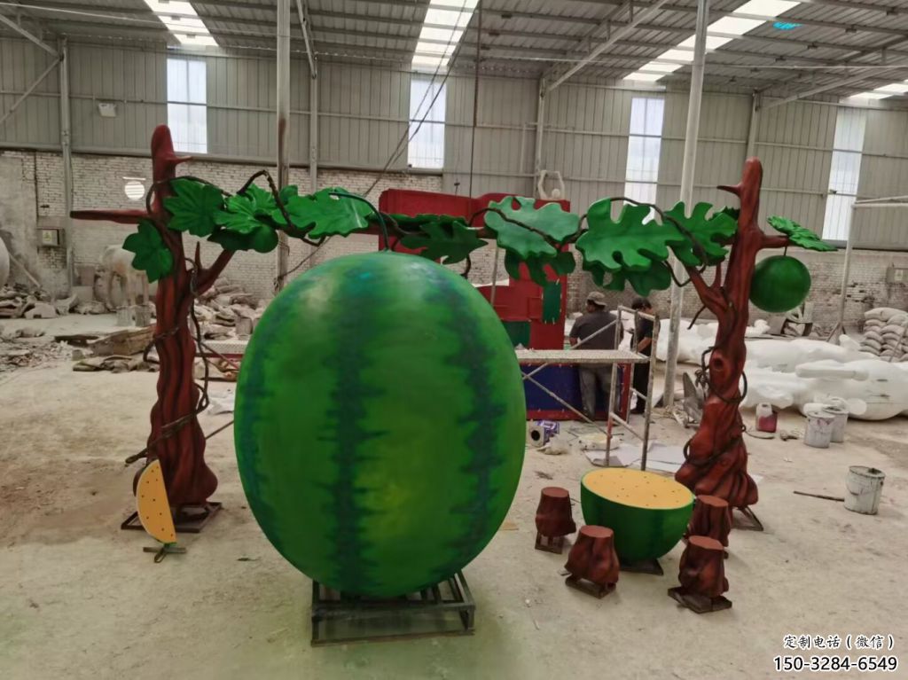 商业街西瓜雕塑 售楼处雕塑 果蔬摆件 商业街西瓜雕塑 售楼处雕塑 果蔬摆件