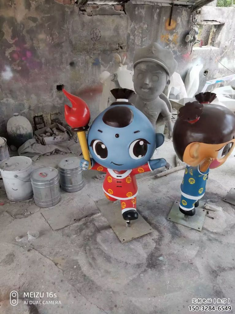 公园娃娃雕塑 酒店门口雕塑 彩绘摆件 公园娃娃雕塑 酒店门口雕塑 彩绘摆件