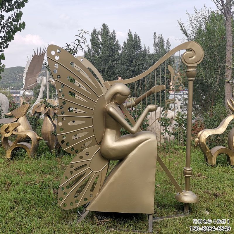 草地天使雕塑 现代校园小品 大型卡通雕塑