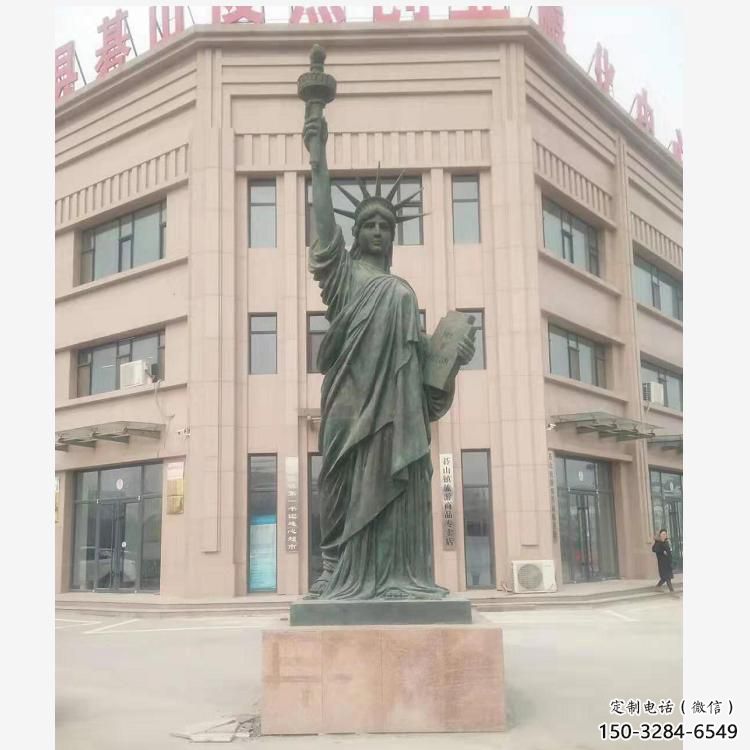 草地和平女神雕塑 现代人物雕塑 大型欧式雕塑