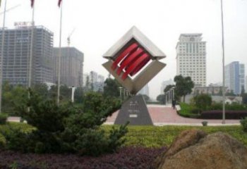 广场中国结雕塑厂家，烤漆工艺制作，民俗文化标识