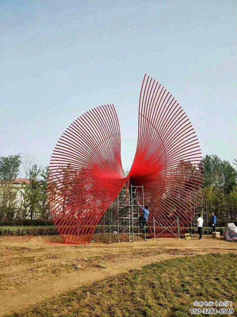 步行街凤尾雕塑 游乐场展翅造型 铸造雕塑 步行街凤尾雕塑 游乐场展翅造型 铸造雕塑