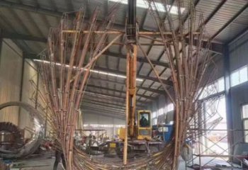 凤尾雕塑 仿真展翅造型 烤漆雕塑