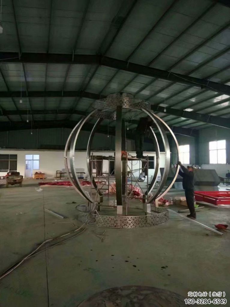 喷漆灯笼雕塑 中式村口雕塑 草地雕塑 喷漆灯笼雕塑 中式村口雕塑 草地雕塑
