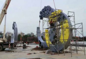 村口月牙雕塑 哑光雕塑 公园月亮牙雕塑