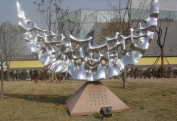 园林月牙雕塑 大型雕塑 中式月亮牙雕塑